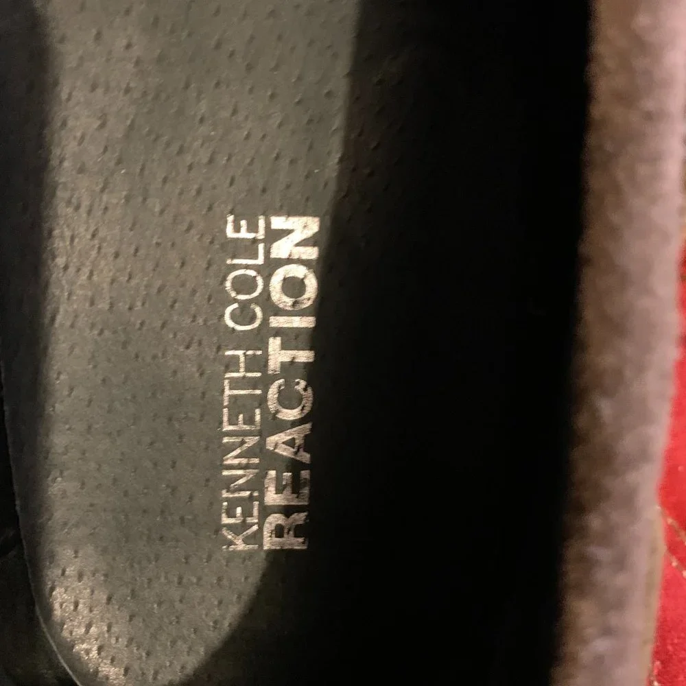 Kenneth Cole Reaction brown suede loafer/boat shoes Men's size 10